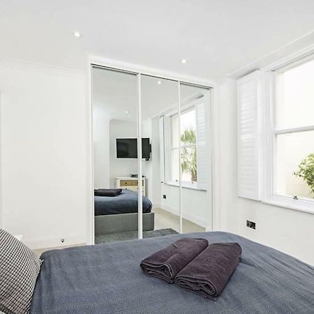 Appartement Bright Convenient Flat In Little Venice à Londres Extérieur photo
