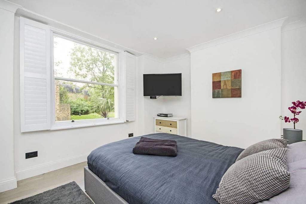 Appartement Bright Convenient Flat In Little Venice à Londres Extérieur photo