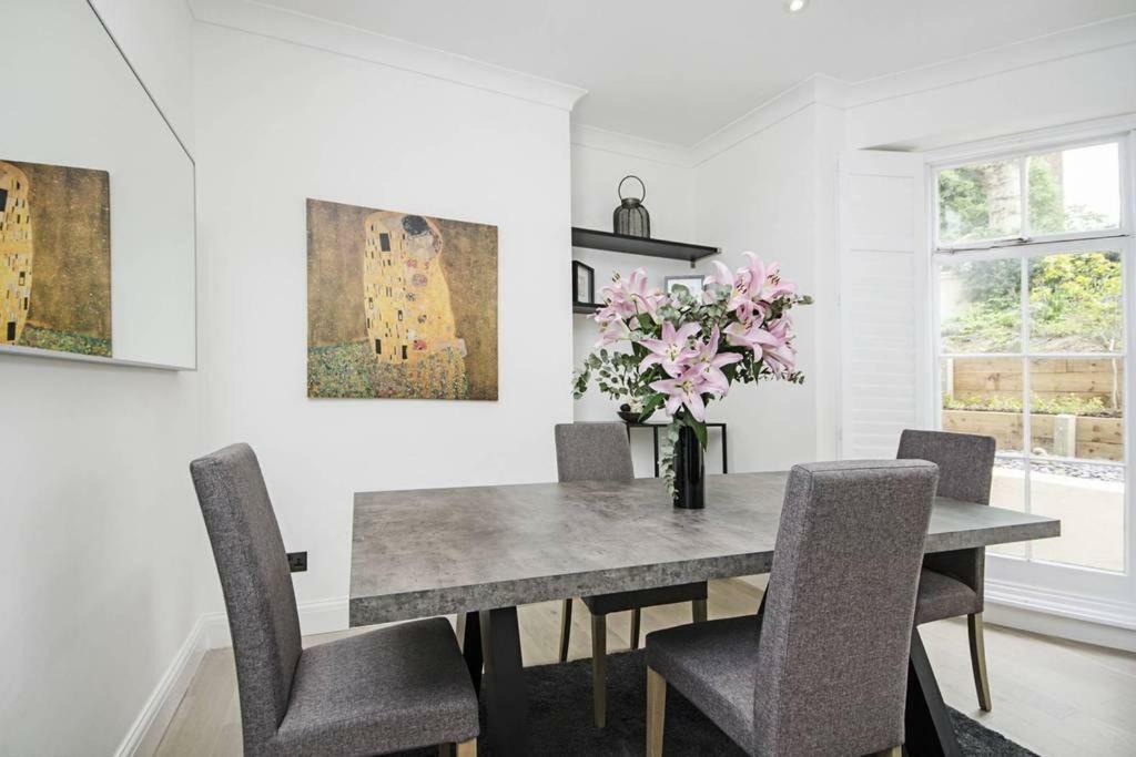Appartement Bright Convenient Flat In Little Venice à Londres Extérieur photo